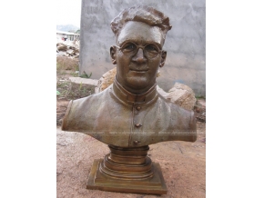 busto in bronzo scultura monumento scolastico
